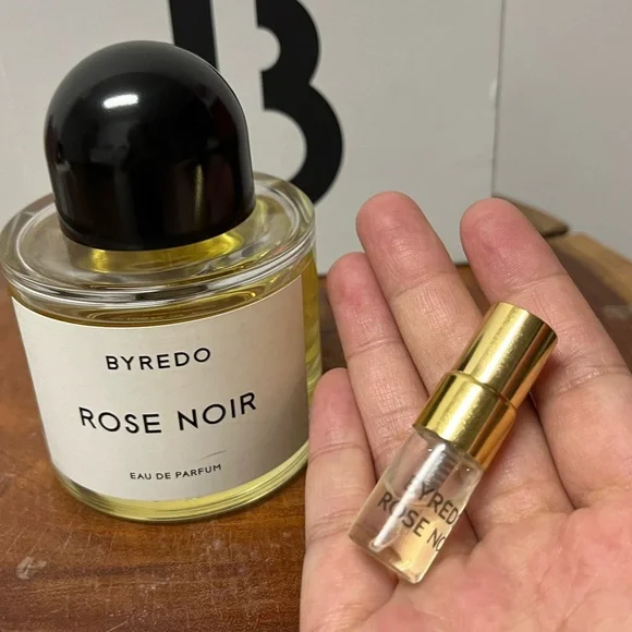 BYREDO ROSE NOIR (2ml) decant - Picture 2 of 2